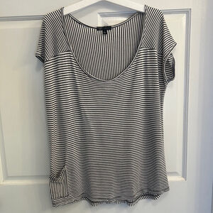 Women's Ggo Striped T-Shirt - Size S - White & Black